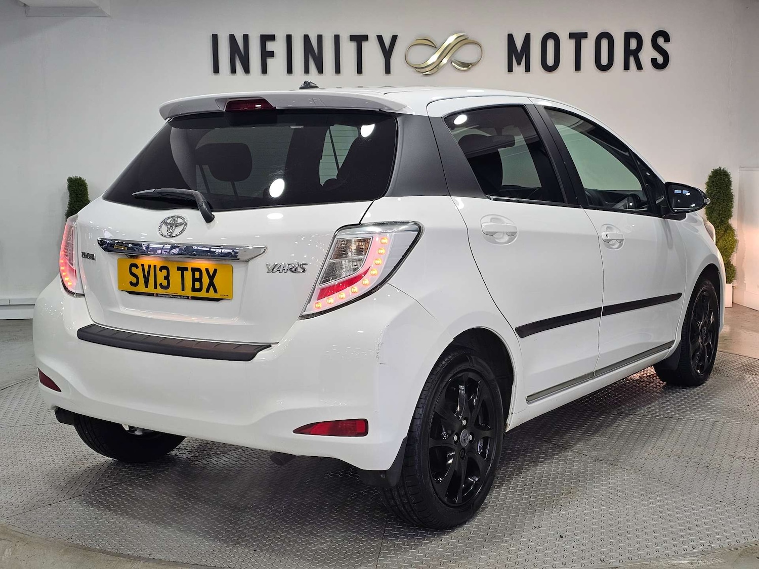 Used Toyota Yaris 2013 for sale - 76972400: Photo 29