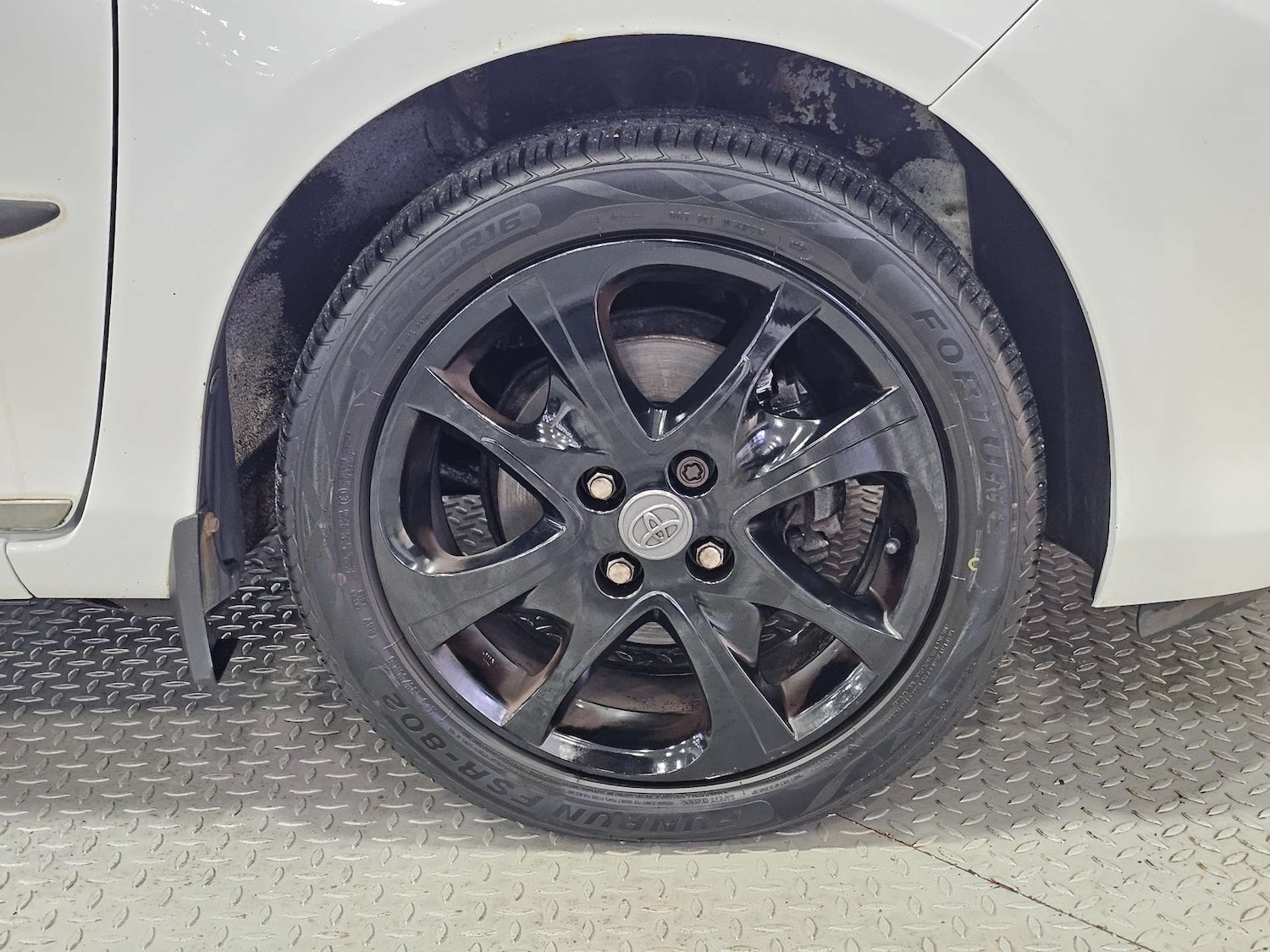 Used Toyota Yaris 2013 for sale - 76972400: Photo 36