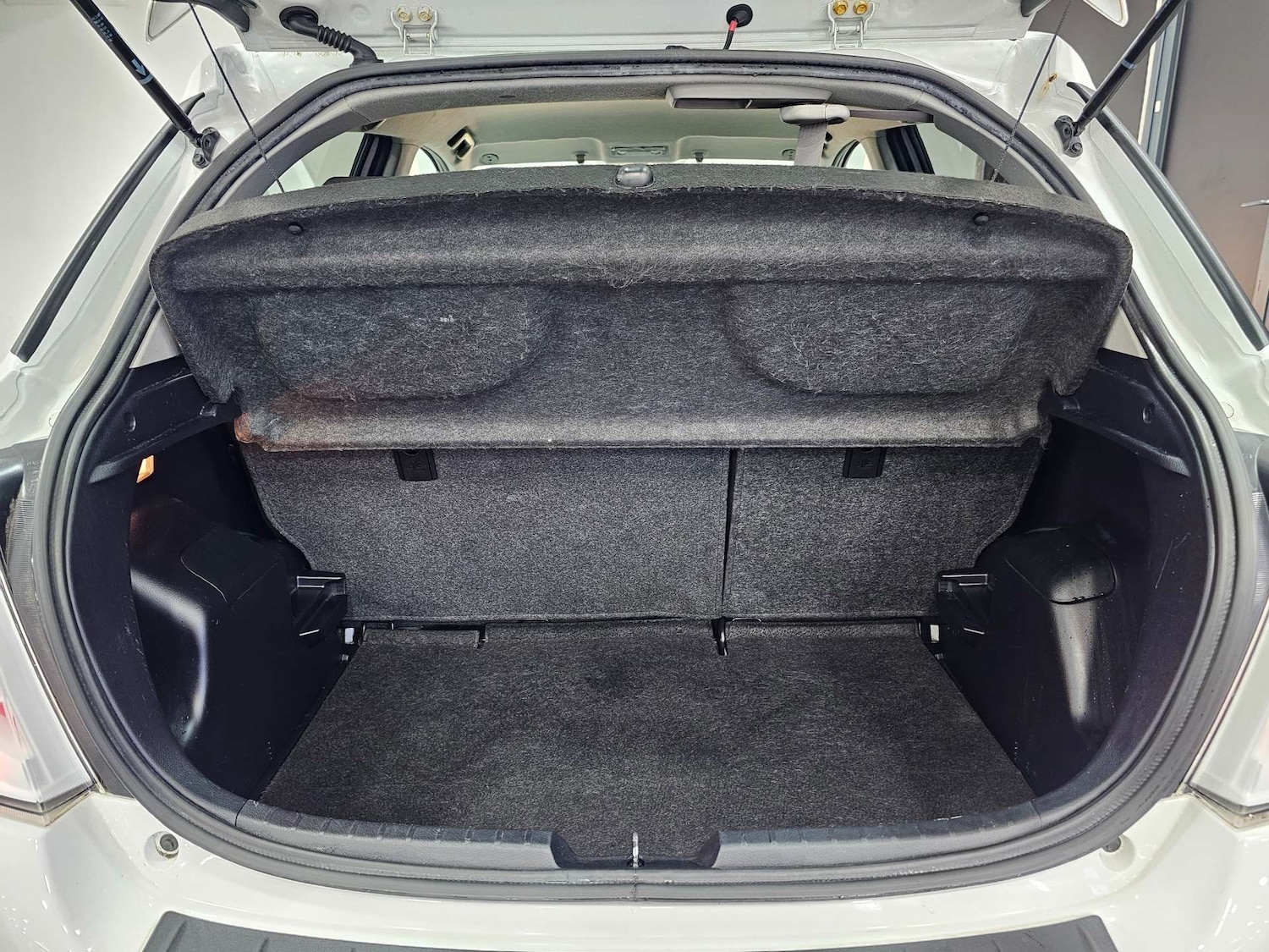 Used Toyota Yaris 2013 for sale - 76972400: Photo 45