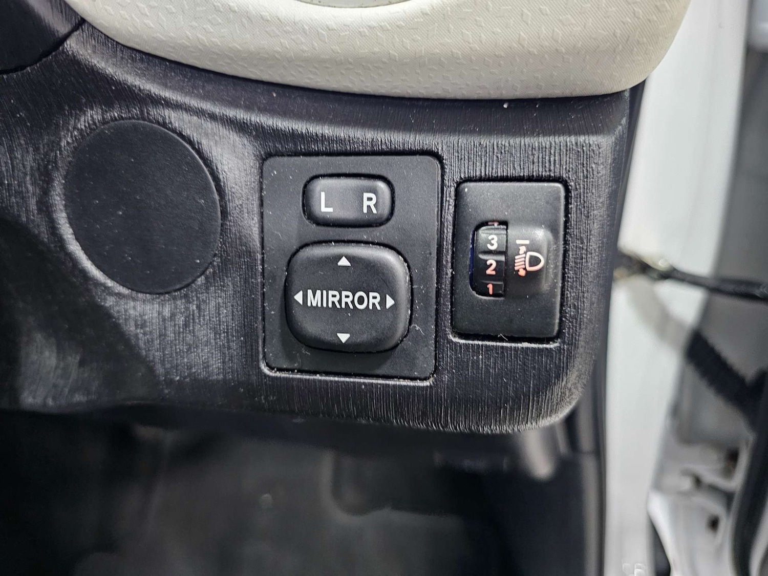 Used Toyota Yaris 2013 for sale - 76972400: Photo 51