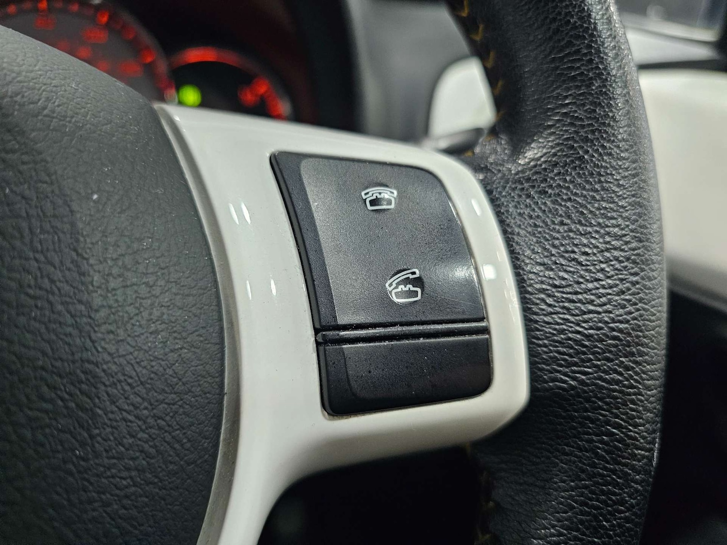 Used Toyota Yaris 2013 for sale - 76972400: Photo 53