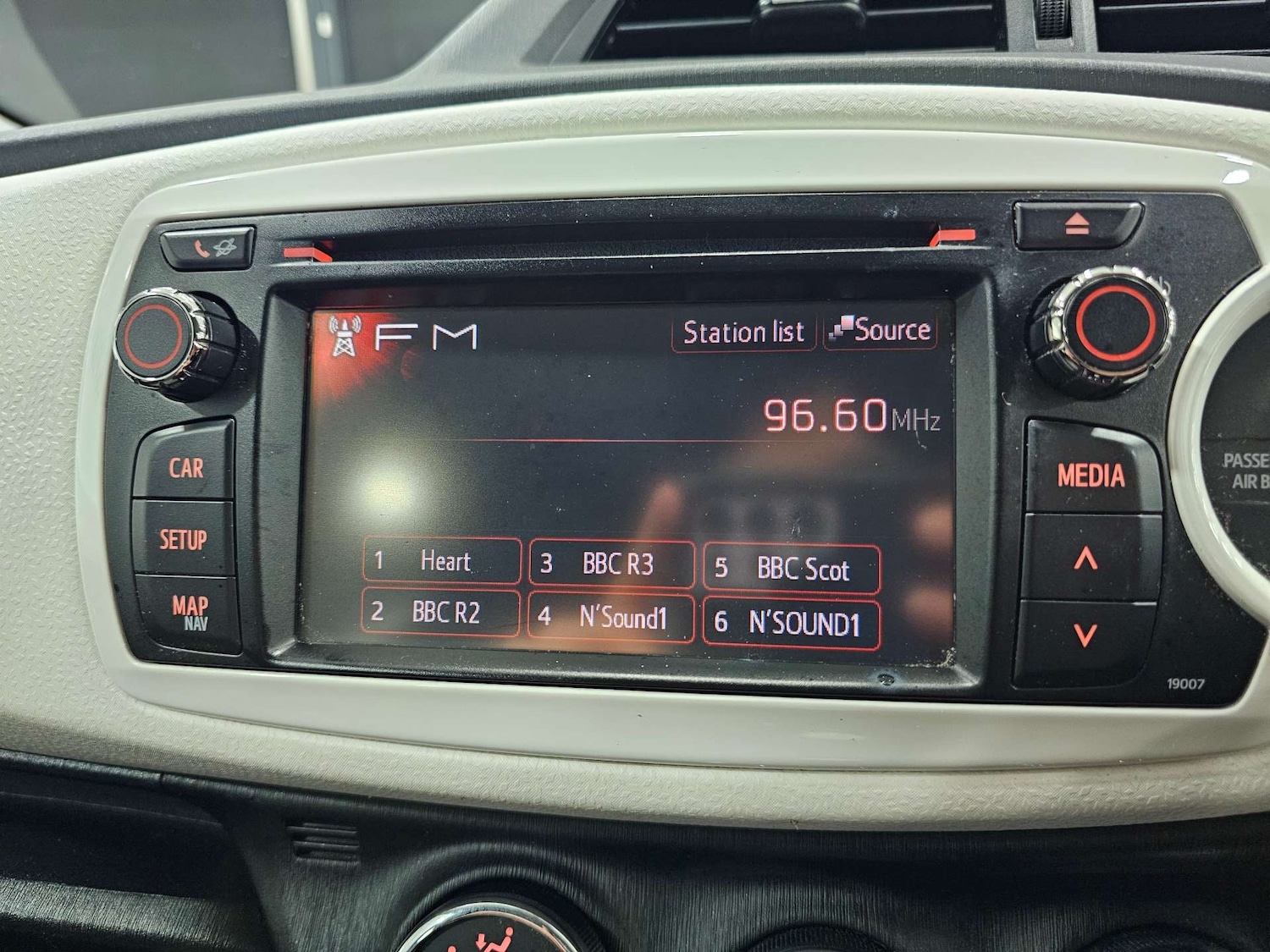 Used Toyota Yaris 2013 for sale - 76972400: Photo 59