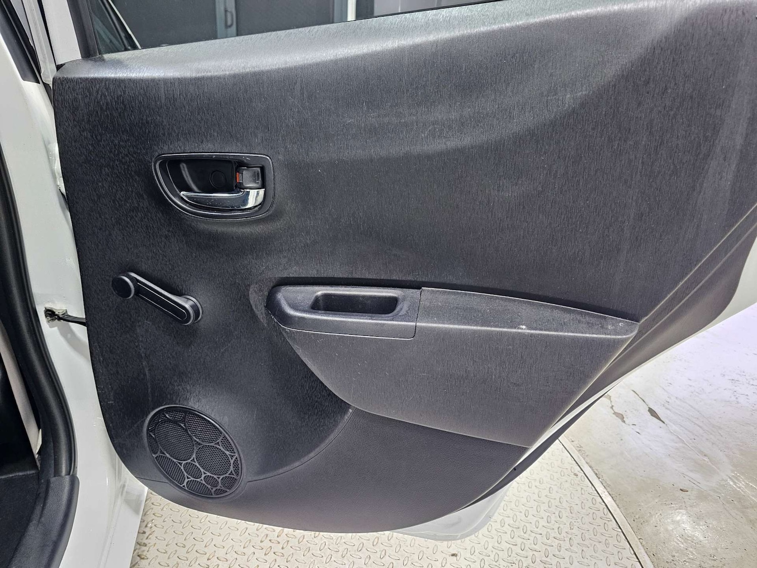 Used Toyota Yaris 2013 for sale - 76972400: Photo 65