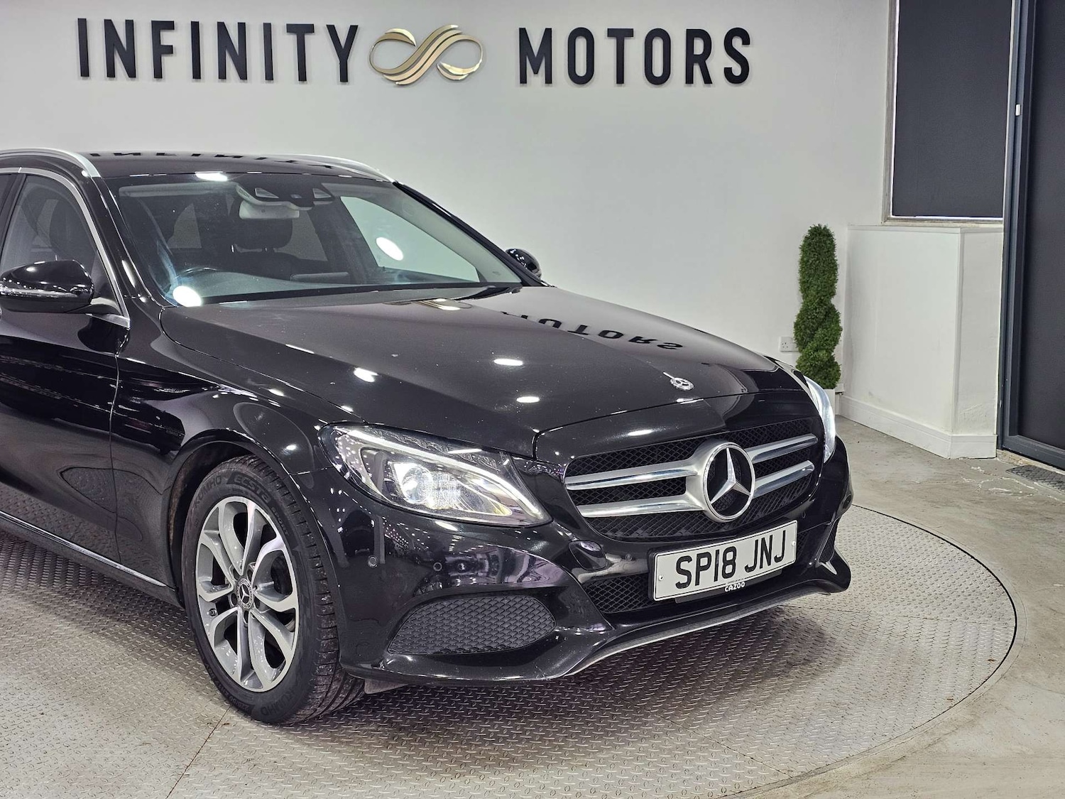 Used Mercedes-Benz C Class 2018 for sale - 77086074: Photo 14