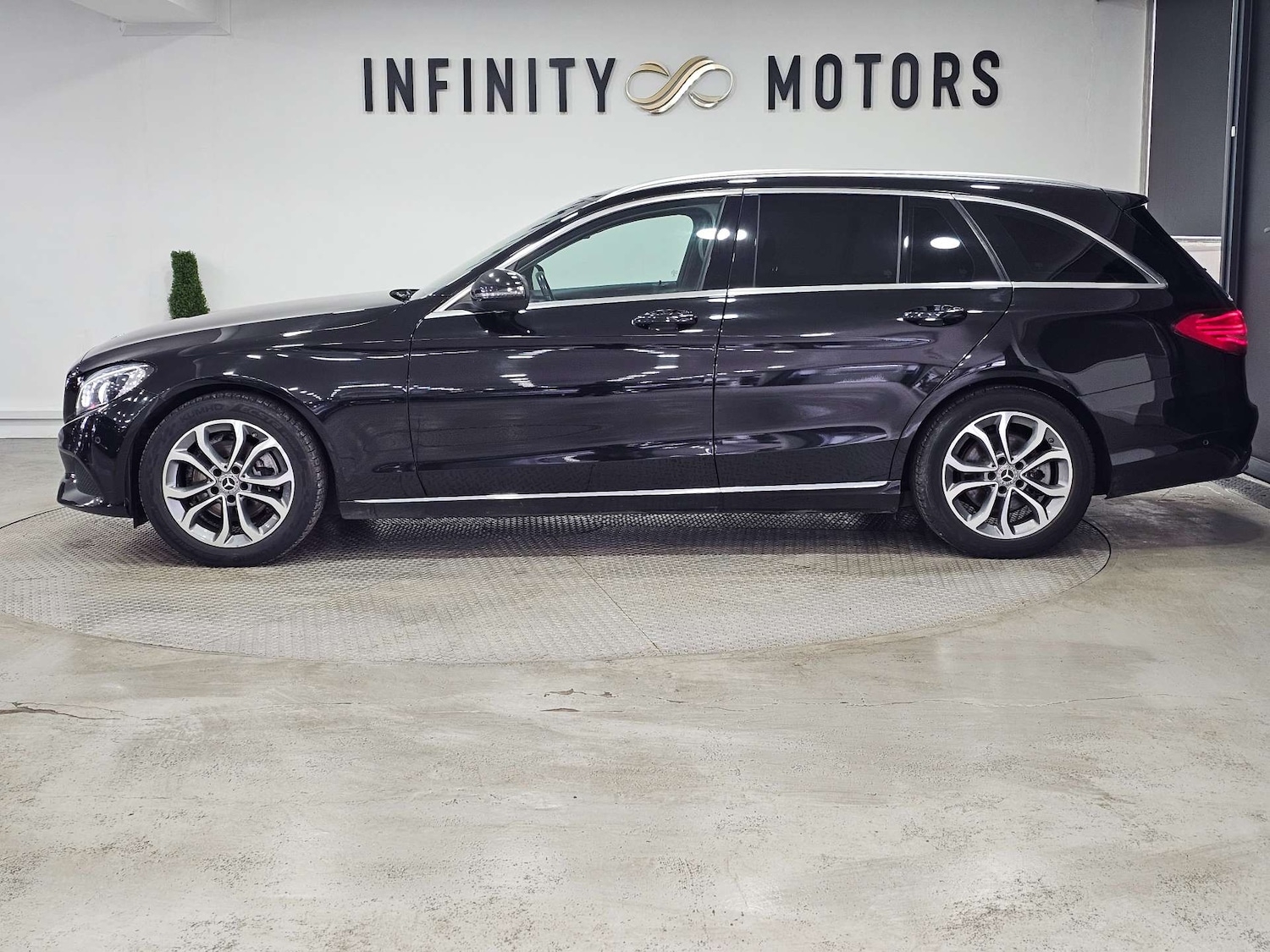 Used Mercedes-Benz C Class 2018 for sale - 77086074: Photo 20