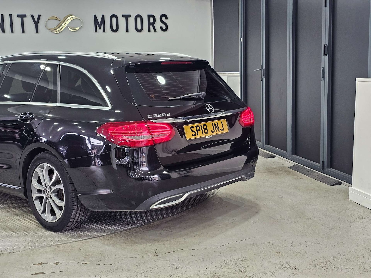 Used Mercedes-Benz C Class 2018 for sale - 77086074: Photo 28