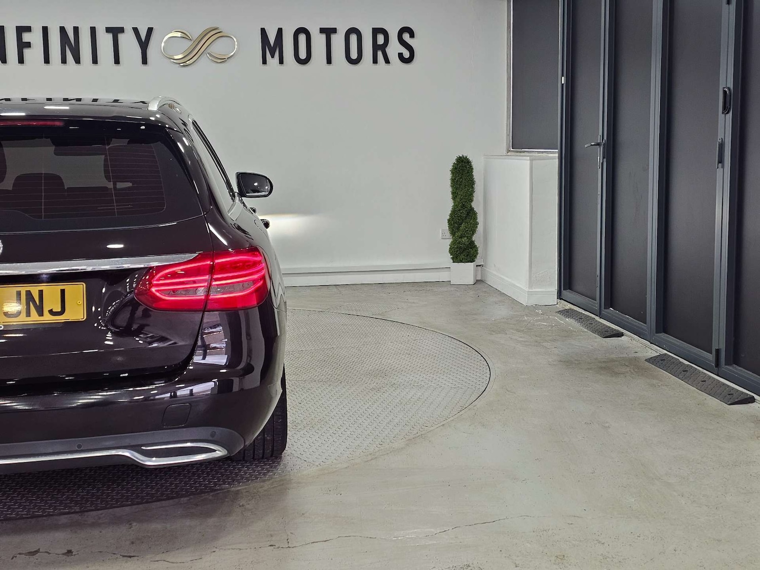 Used Mercedes-Benz C Class 2018 for sale - 77086074: Photo 30