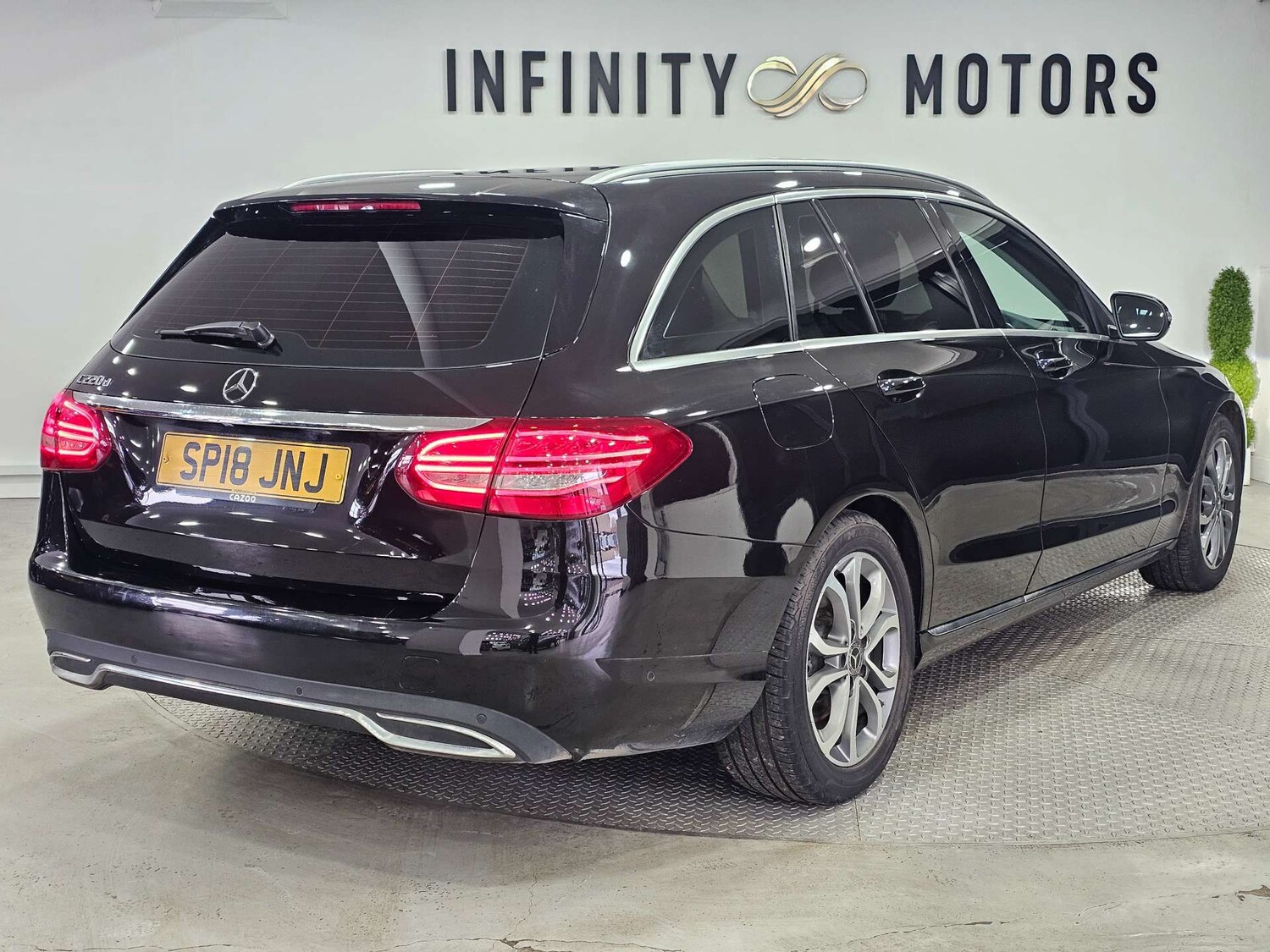 Used Mercedes-Benz C Class 2018 for sale - 77086074: Photo 33