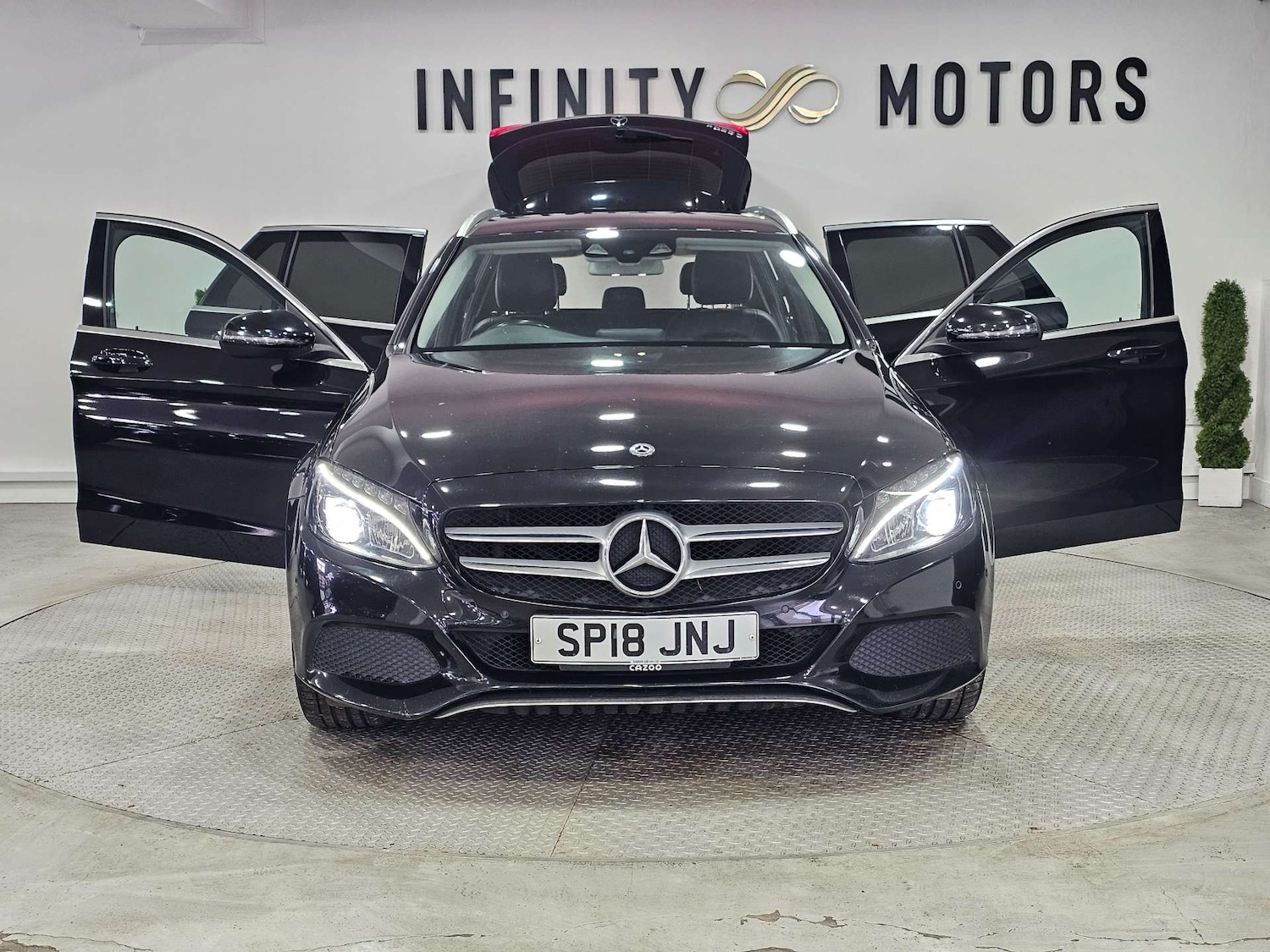 Used Mercedes-Benz C Class 2018 for sale - 77086074: Photo 44