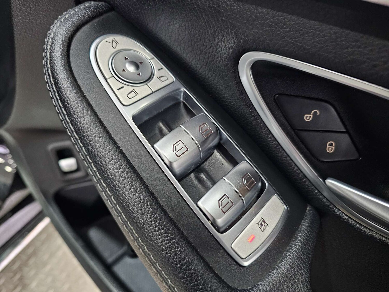 Used Mercedes-Benz C Class 2018 for sale - 77086074: Photo 55