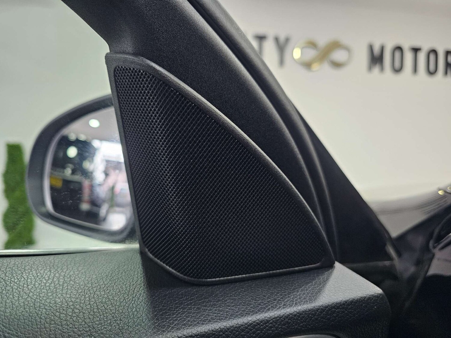 Used Mercedes-Benz C Class 2018 for sale - 77086074: Photo 94