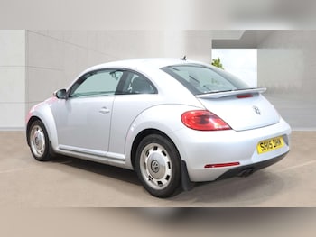 Used Volkswagen Beetle 2015 for sale - 78537235: Photo