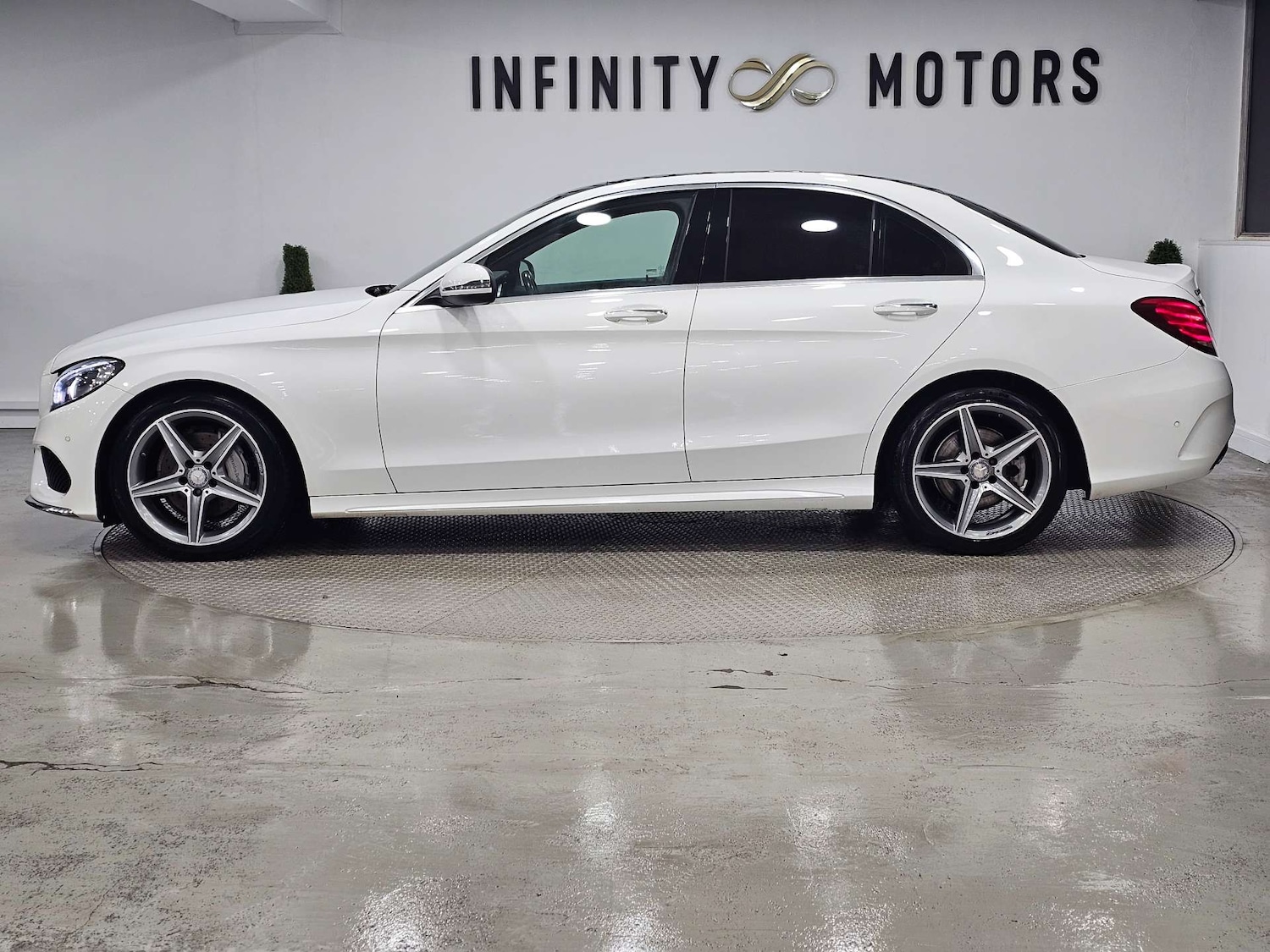 Used Mercedes-Benz C Class 2015 for sale - 76972392: Photo 18