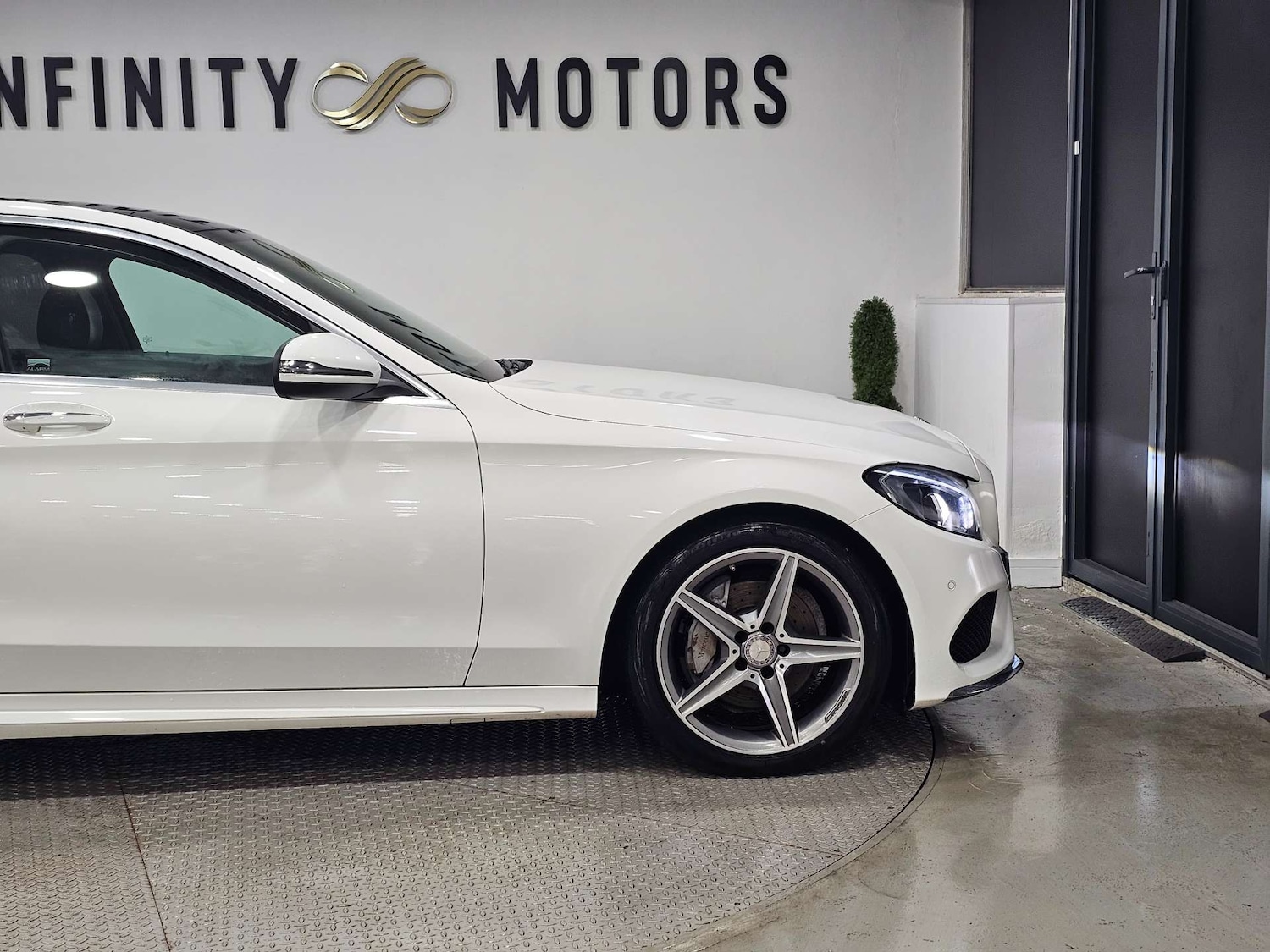 Used Mercedes-Benz C Class 2015 for sale - 76972392: Photo 29