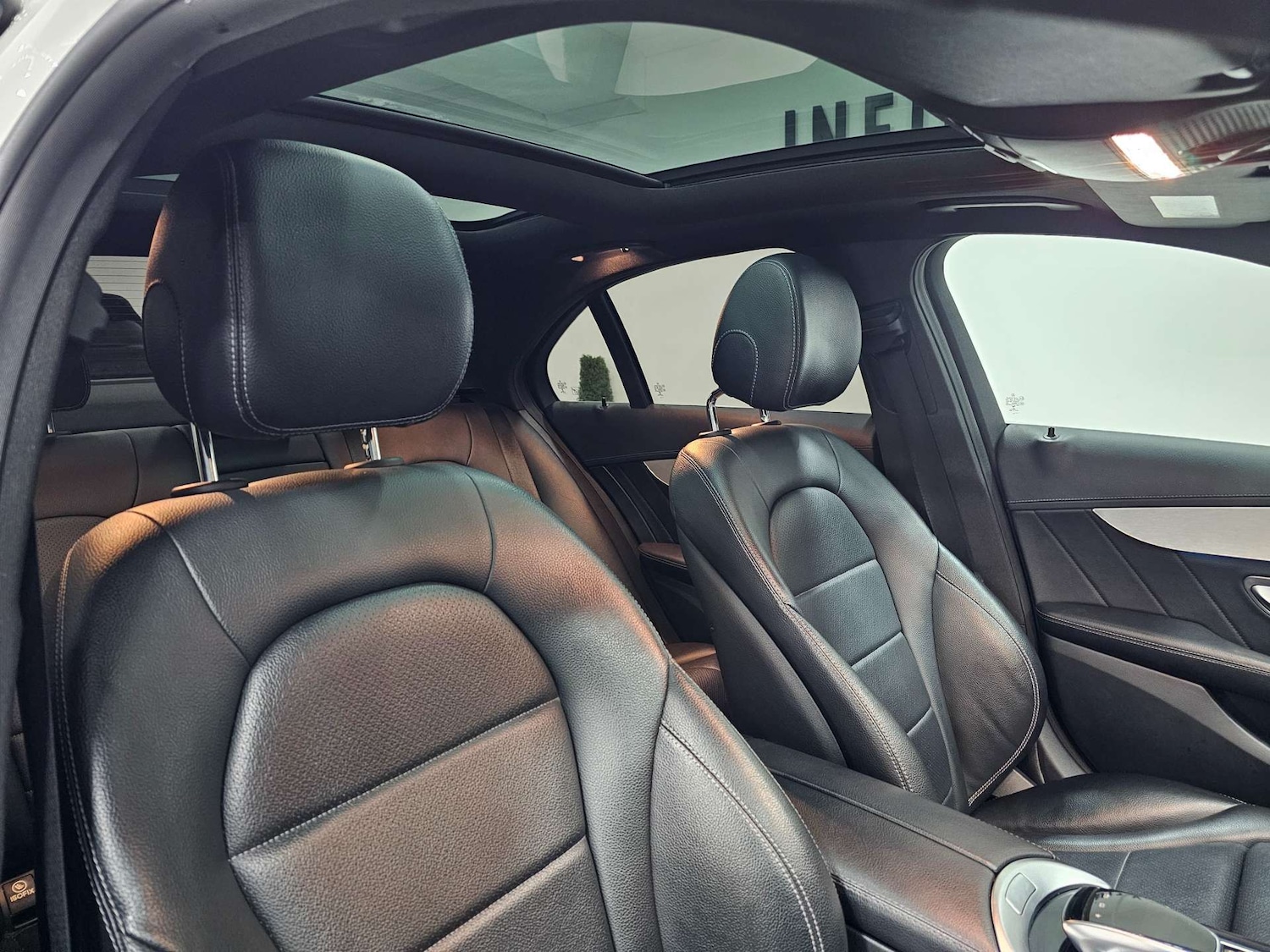 Used Mercedes-Benz C Class 2015 for sale - 76972392: Photo 50