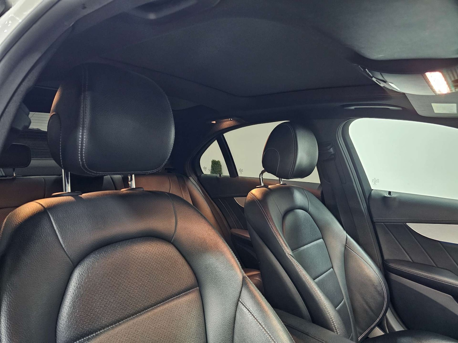 Used Mercedes-Benz C Class 2015 for sale - 76972392: Photo 52