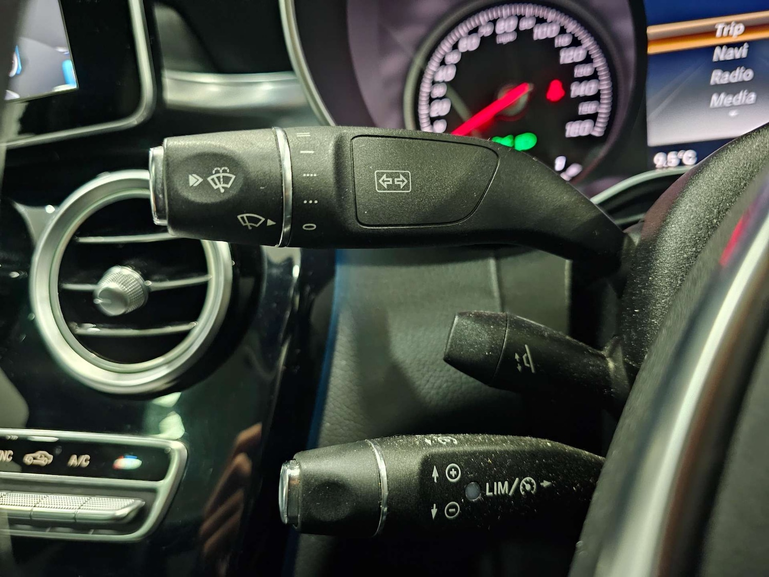 Used Mercedes-Benz C Class 2015 for sale - 76972392: Photo 57