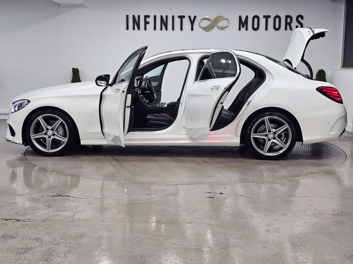 Used Mercedes-Benz C Class 2015 for sale - 76972392: Photo 59