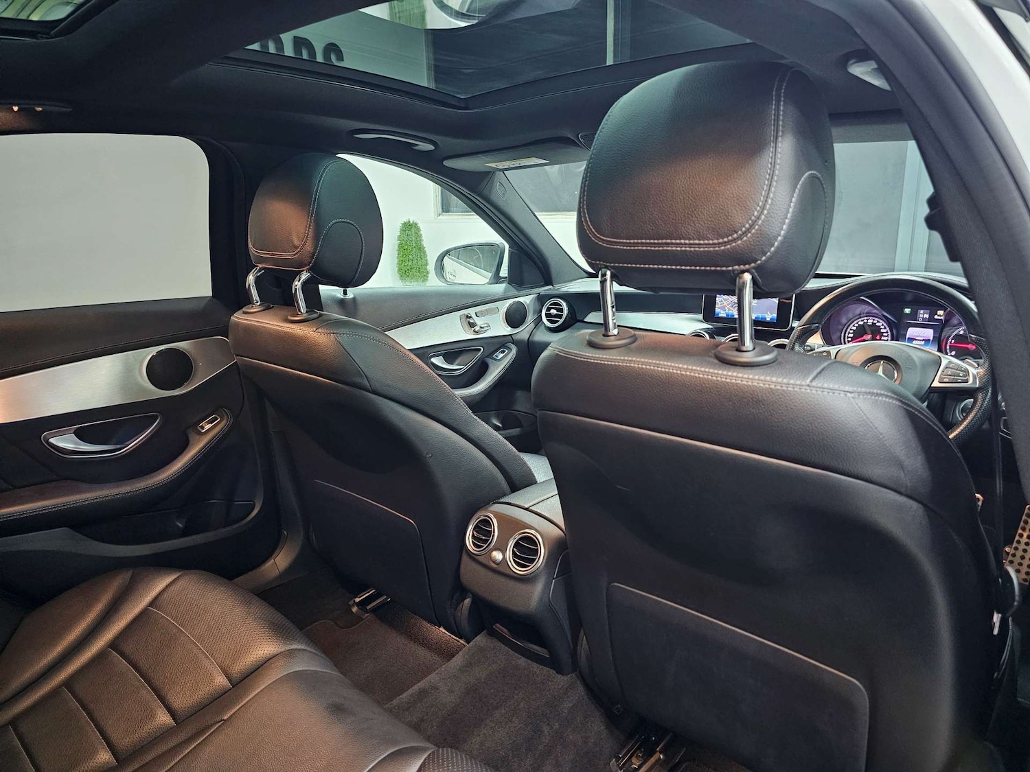 Used Mercedes-Benz C Class 2015 for sale - 76972392: Photo 71