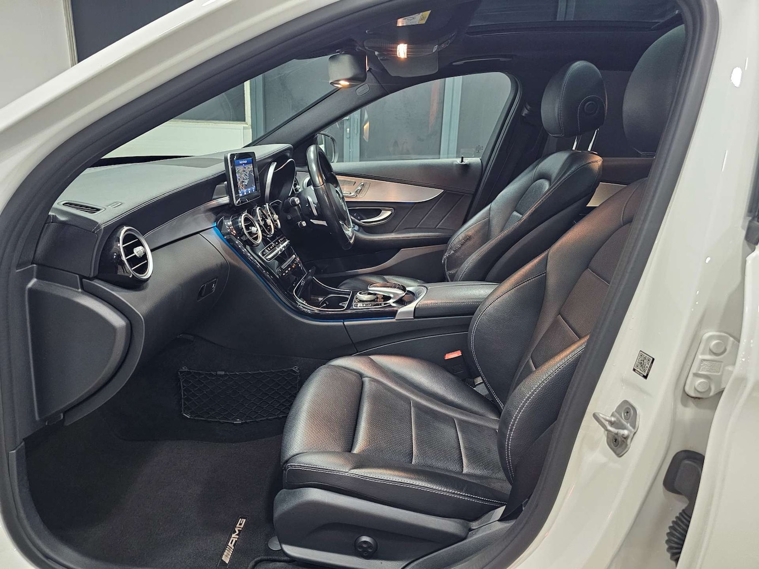 Used Mercedes-Benz C Class 2015 for sale - 76972392: Photo 76