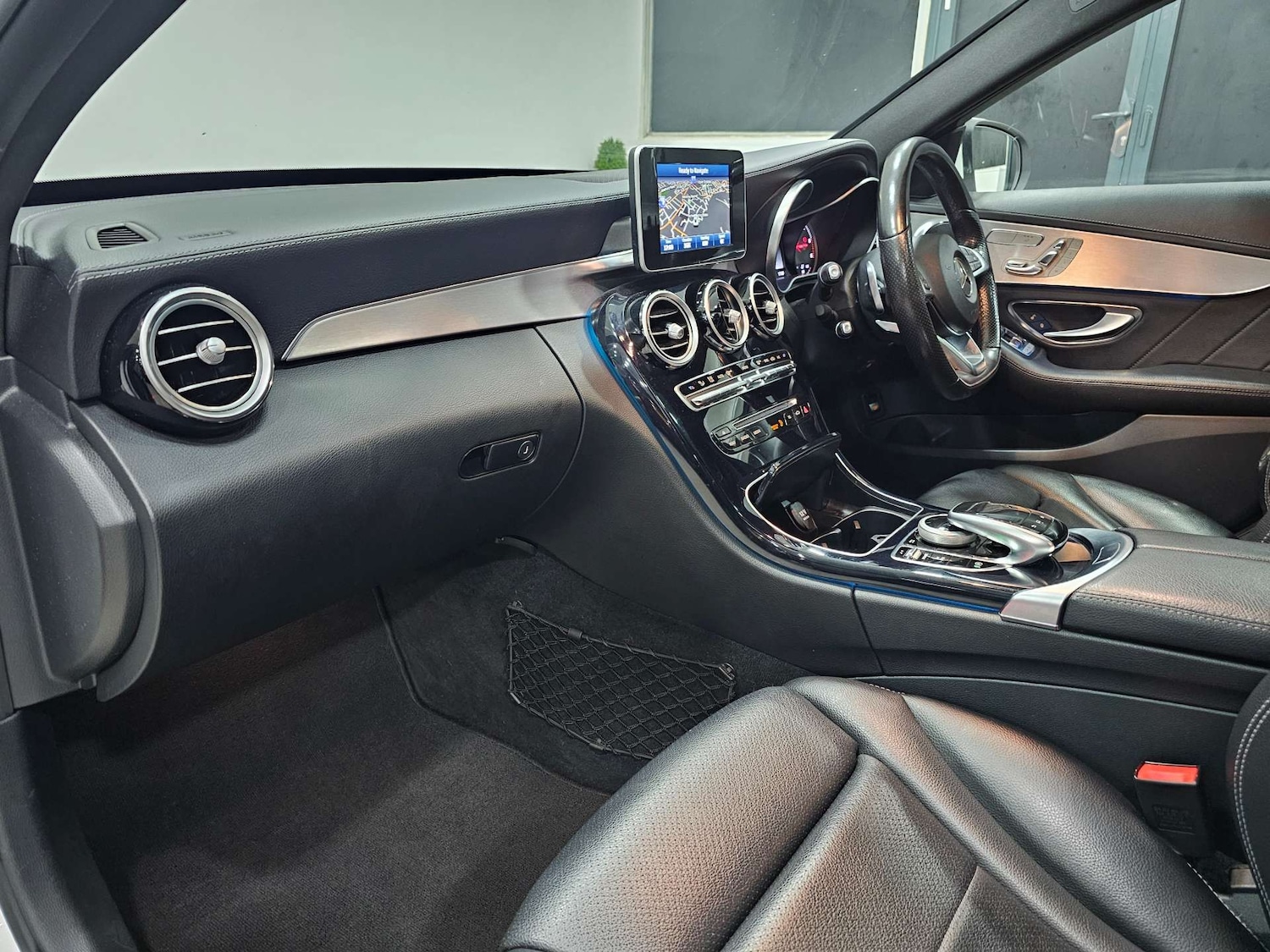 Used Mercedes-Benz C Class 2015 for sale - 76972392: Photo 94