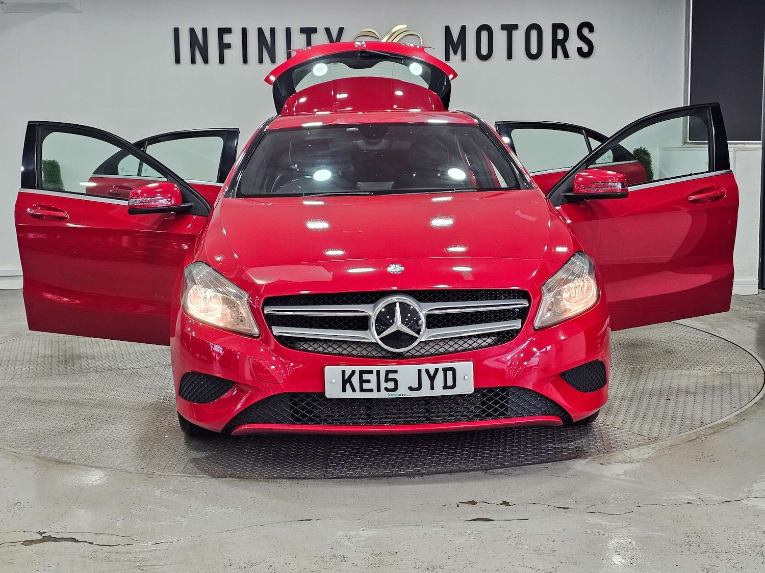 Used Mercedes-Benz A-Class 2015 for sale - 76972442: Photo 42