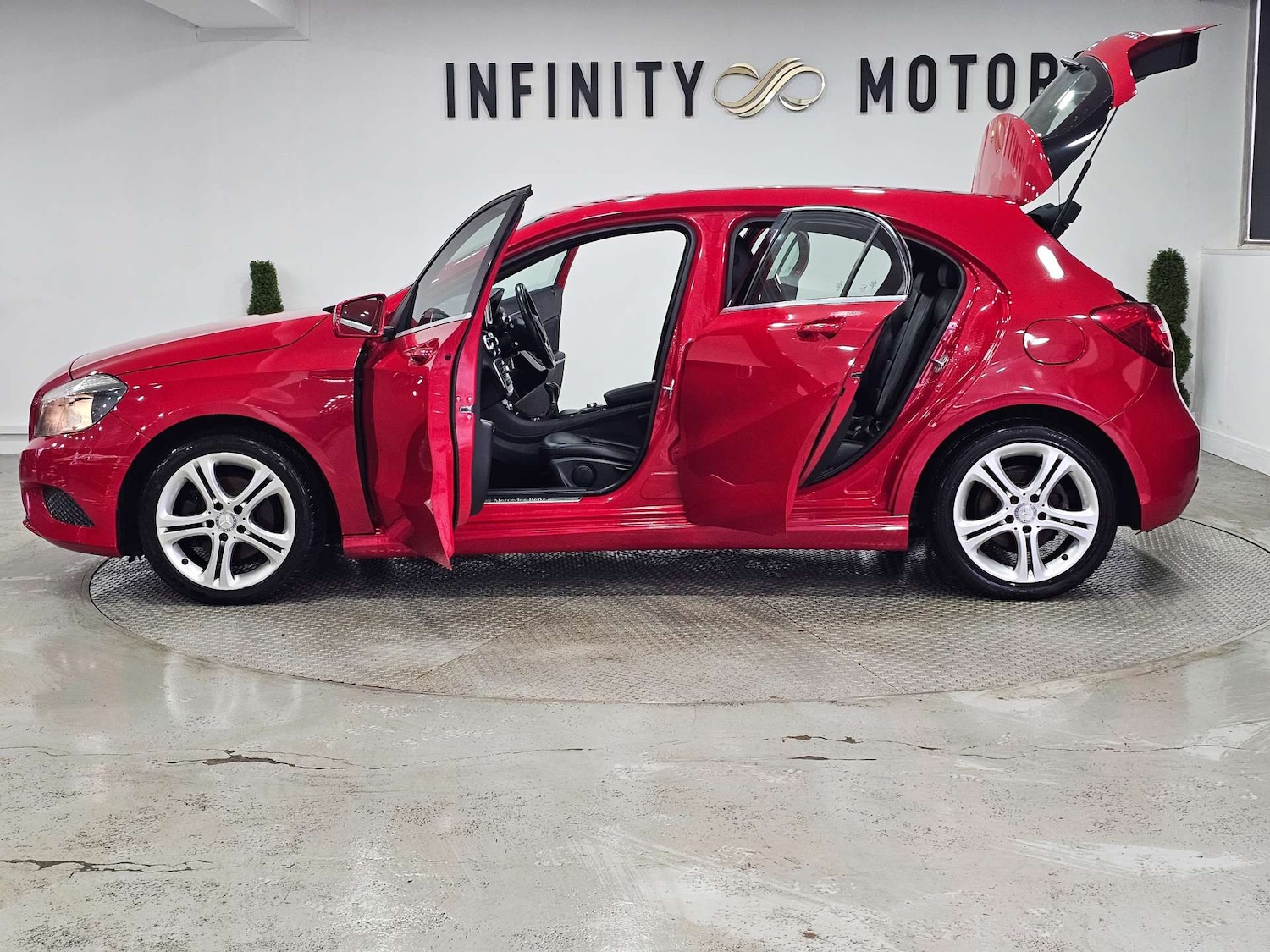 Used Mercedes-Benz A-Class 2015 for sale - 76972442: Photo 44