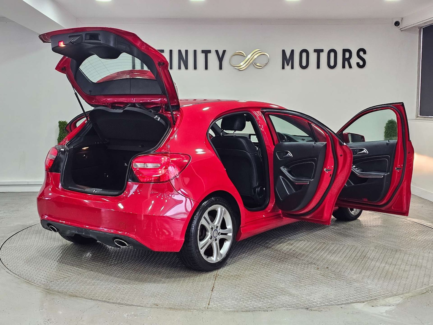 Used Mercedes-Benz A-Class 2015 for sale - 76972442: Photo 47