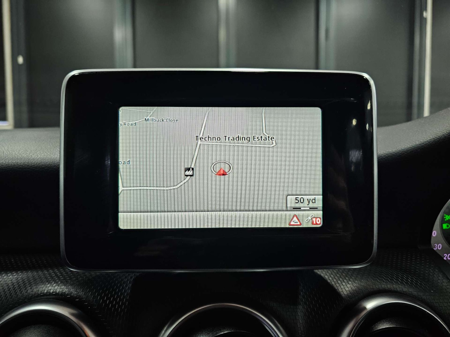 Used Mercedes-Benz A-Class 2015 for sale - 76972442: Photo 5