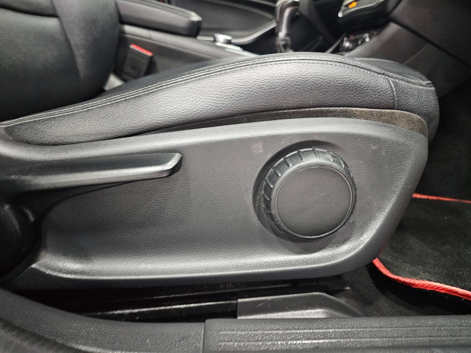 Used Mercedes-Benz A-Class 2015 for sale - 76972442: Photo 56