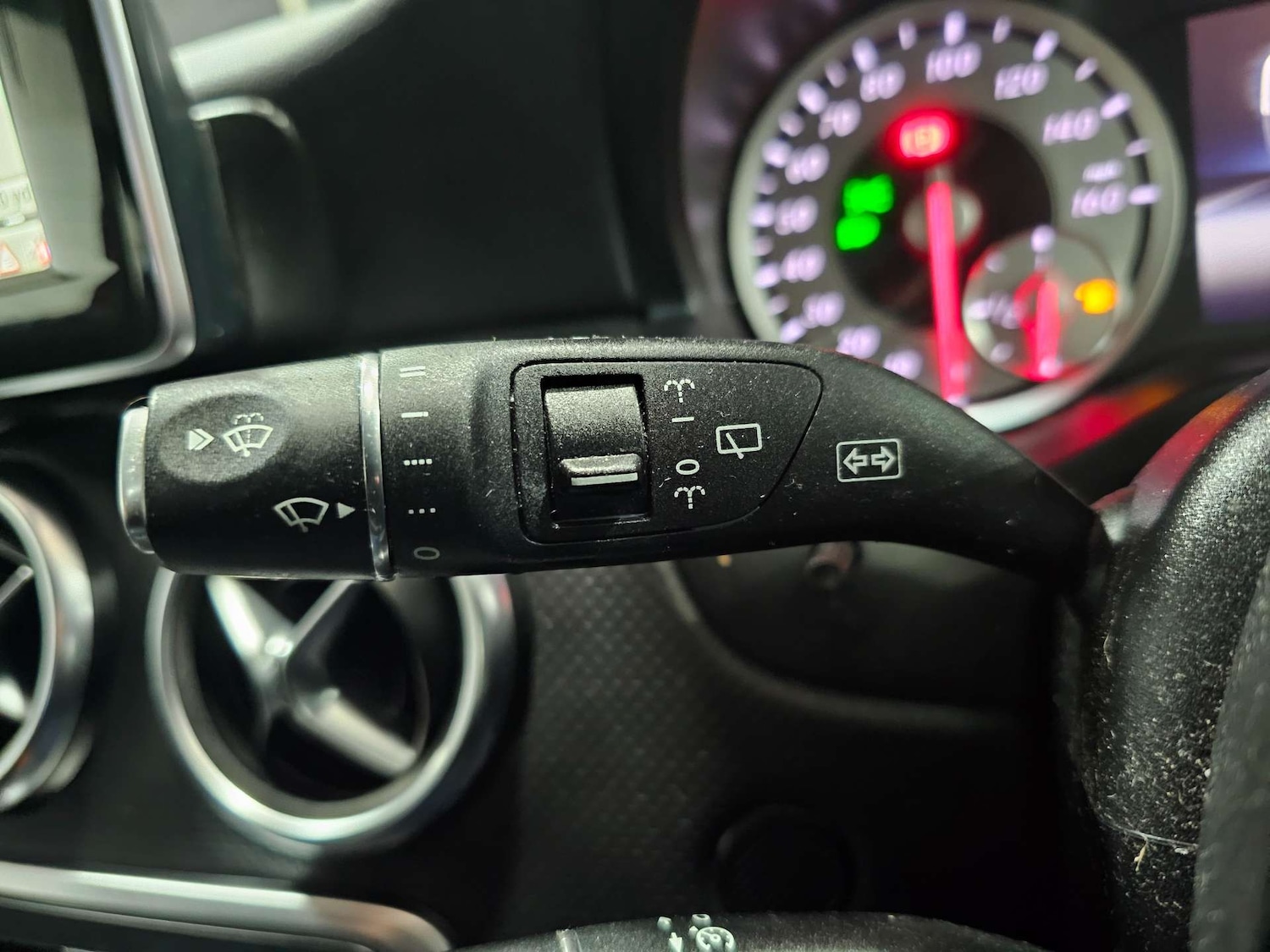 Used Mercedes-Benz A-Class 2015 for sale - 76972442: Photo 61