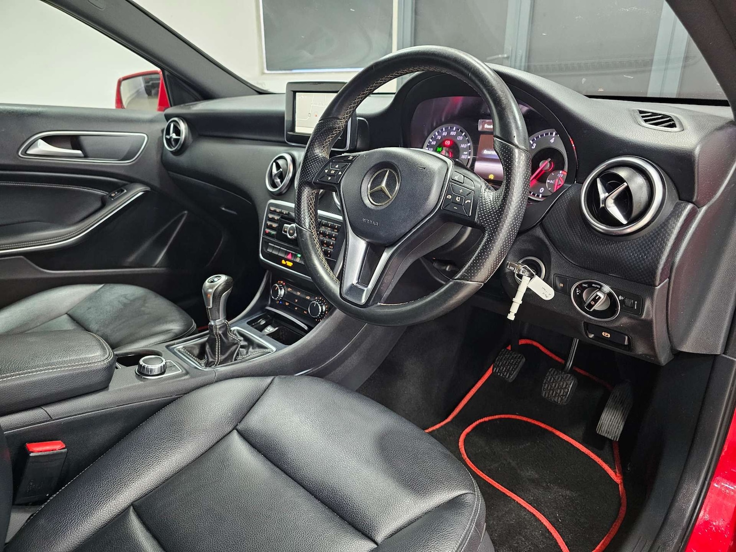 Used Mercedes-Benz A-Class 2015 for sale - 76972442: Photo 7