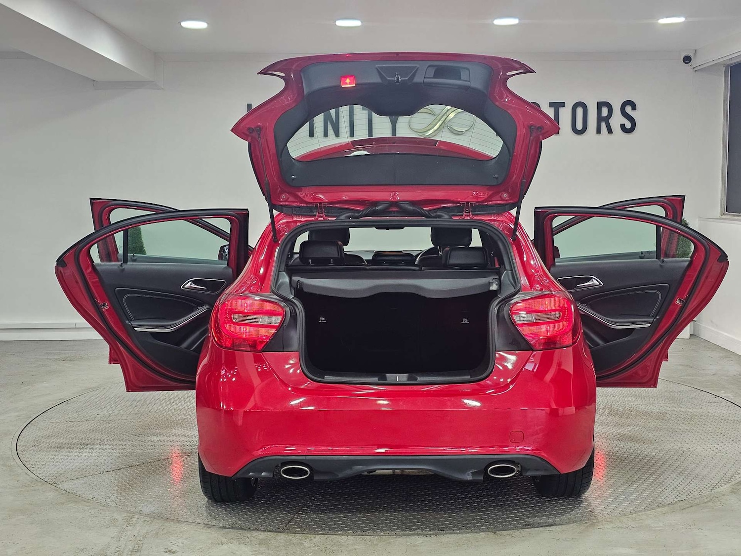 Used Mercedes-Benz A-Class 2015 for sale - 76972442: Photo 92