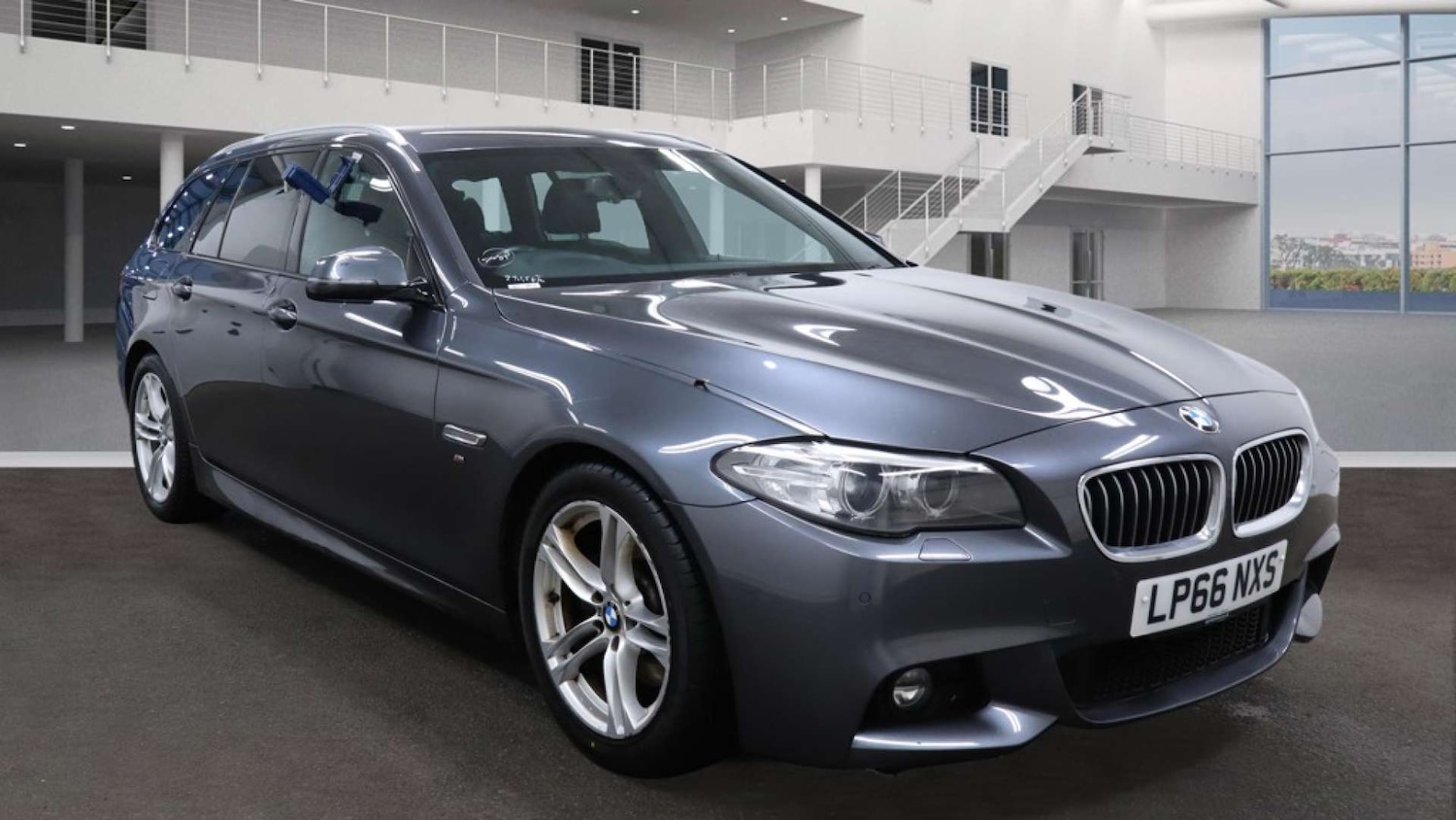 Used BMW 5 Series 2017 for sale - 77378394: Photo 1