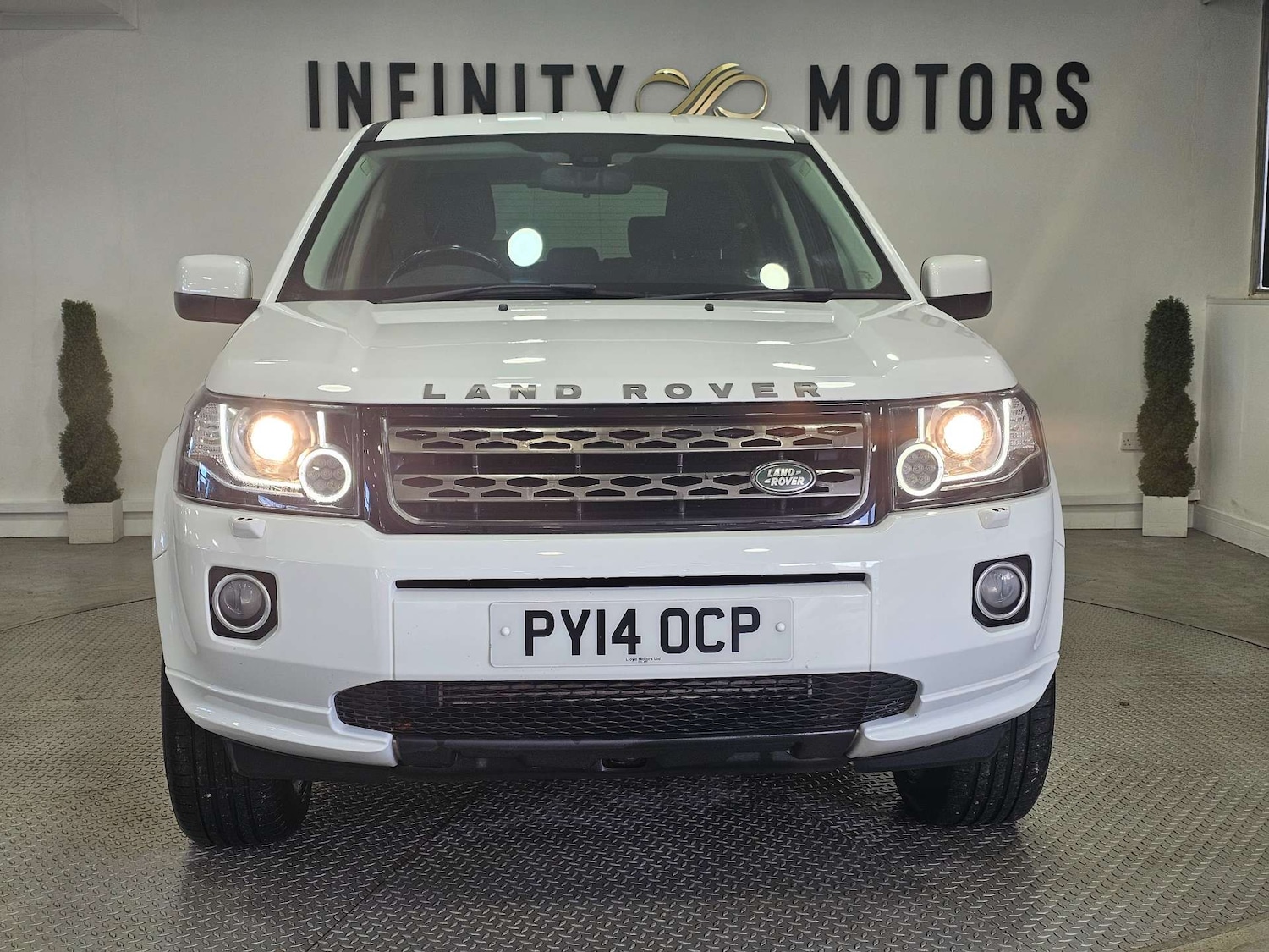 Used Land Rover Freelander 2014 for sale - 77762384: Photo 4