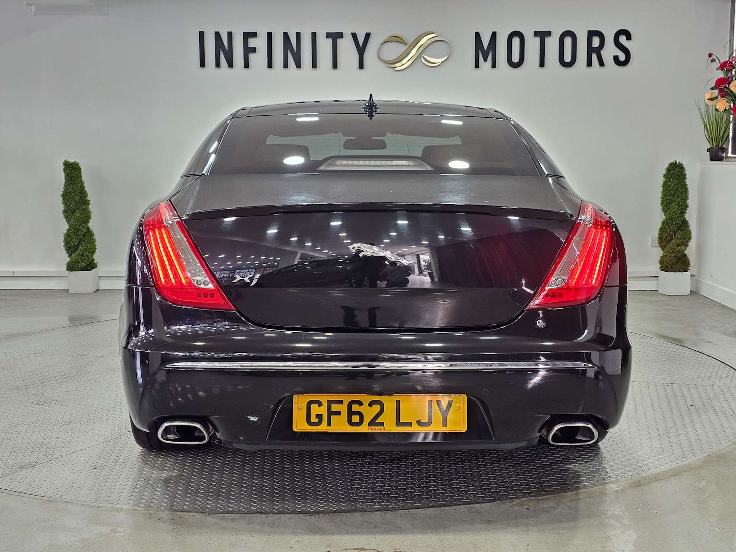 Used Jaguar XJ 2013 for sale - 76972354: Photo 18