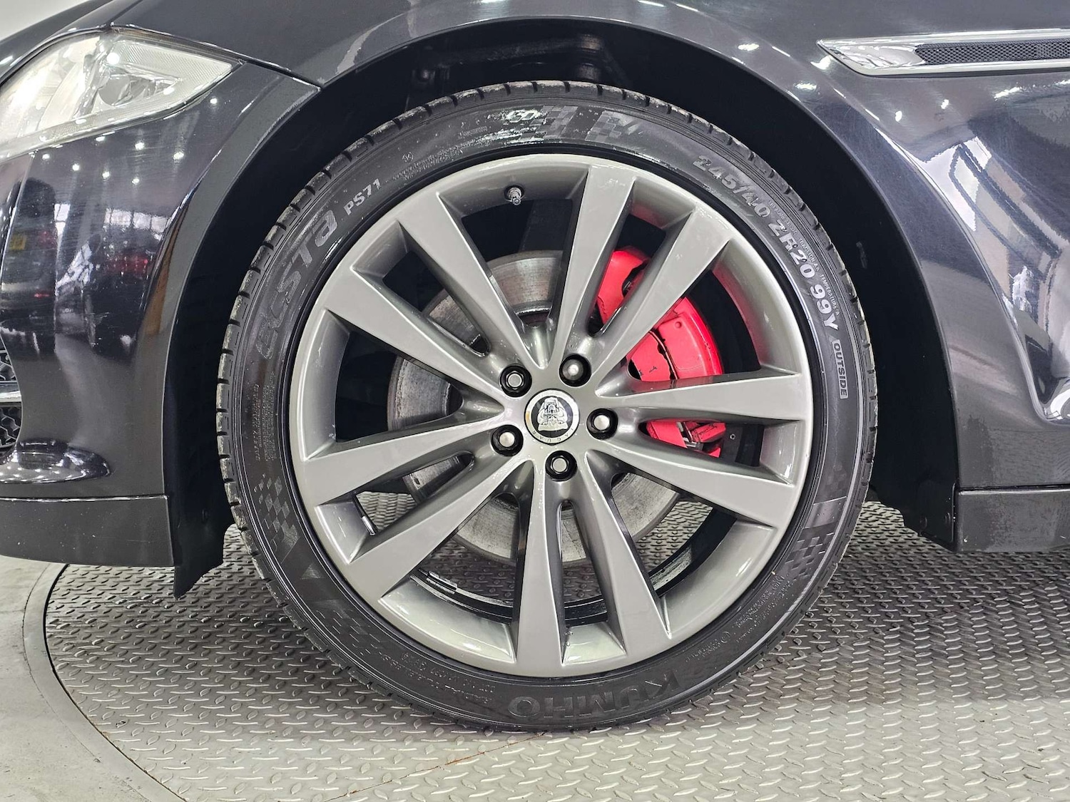 Used Jaguar XJ 2013 for sale - 76972354: Photo 24