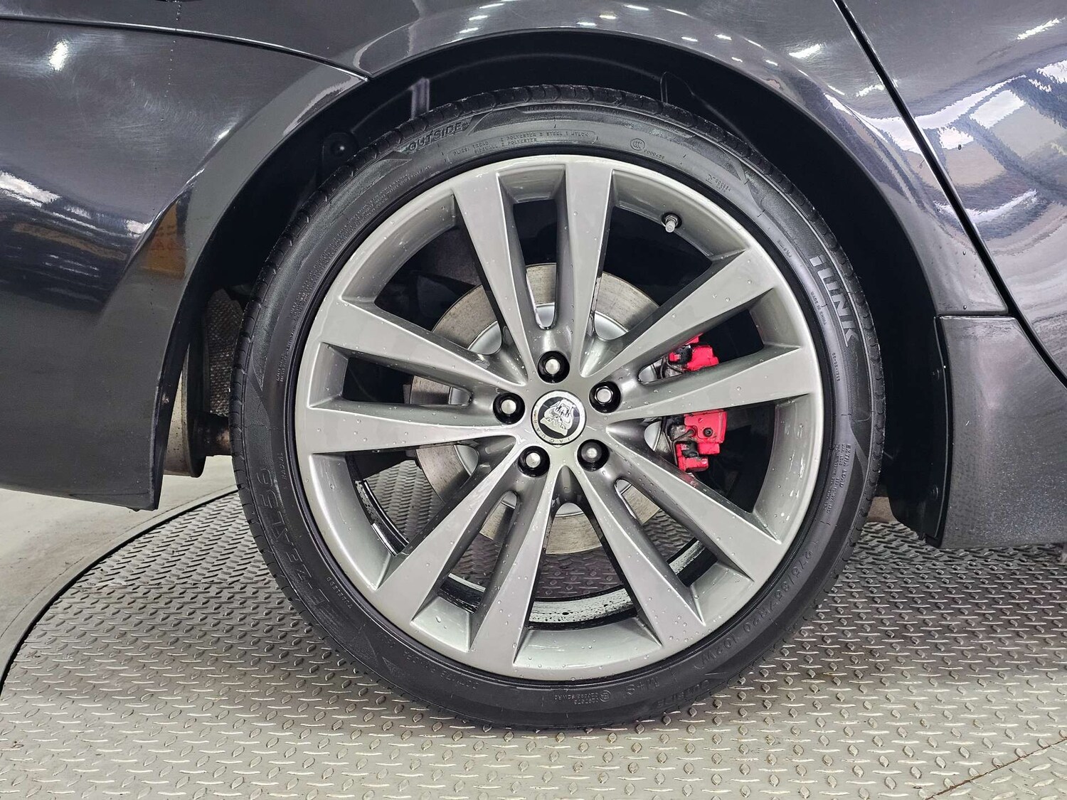 Used Jaguar XJ 2013 for sale - 76972354: Photo 36