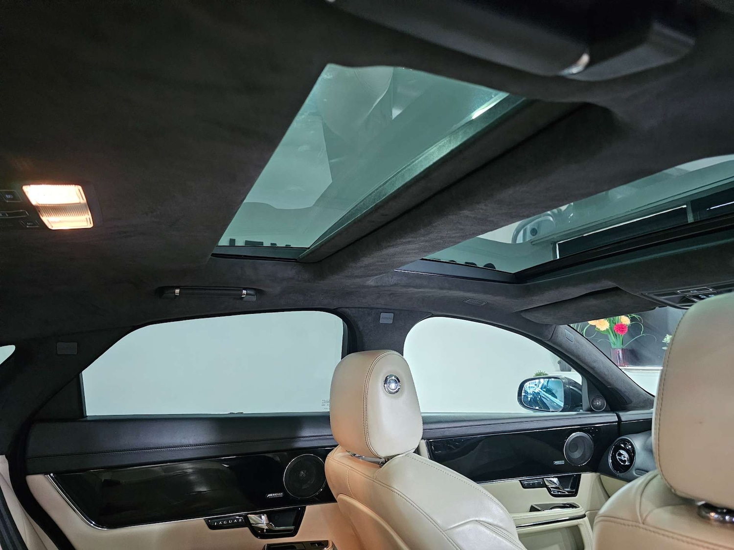 Used Jaguar XJ 2013 for sale - 76972354: Photo 59