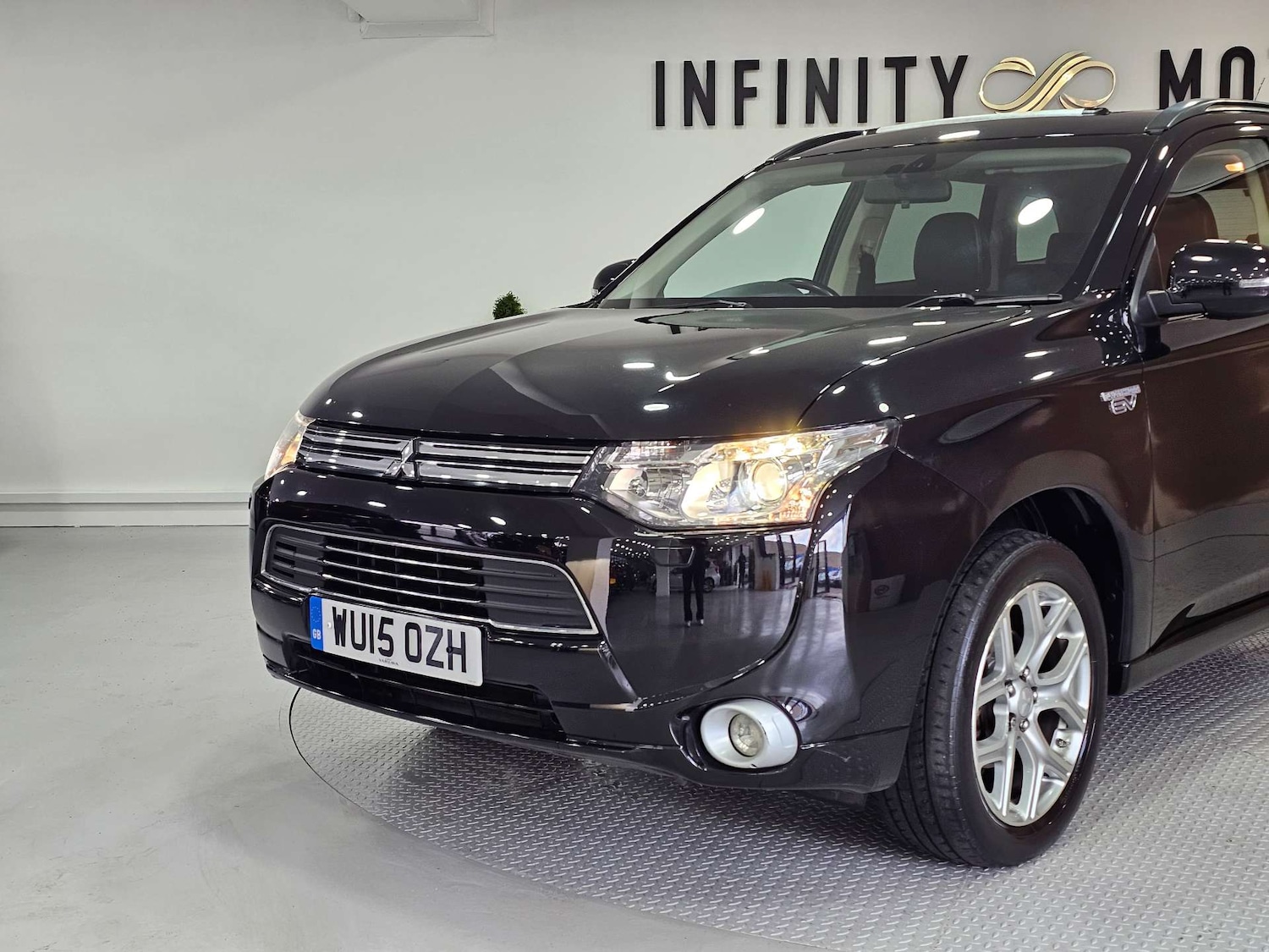 Used Mitsubishi Outlander 2015 for sale - 78218985: Photo 17