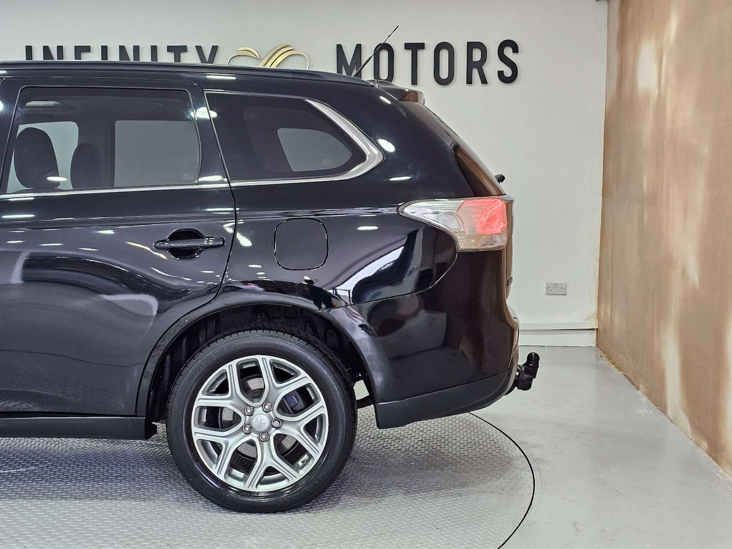 Used Mitsubishi Outlander 2015 for sale - 78218985: Photo 19
