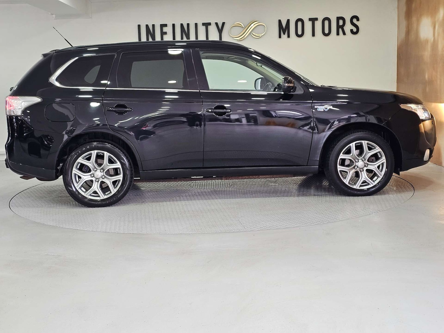 Used Mitsubishi Outlander 2015 for sale - 78218985: Photo 31