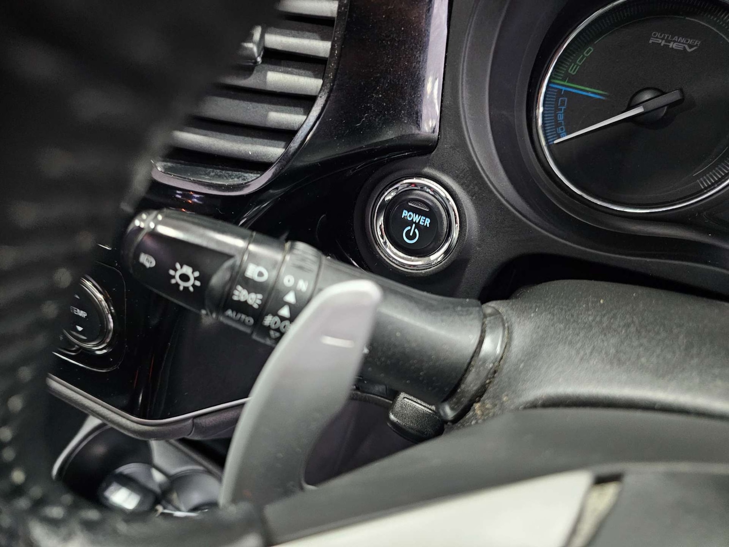 Used Mitsubishi Outlander 2015 for sale - 78218985: Photo 54