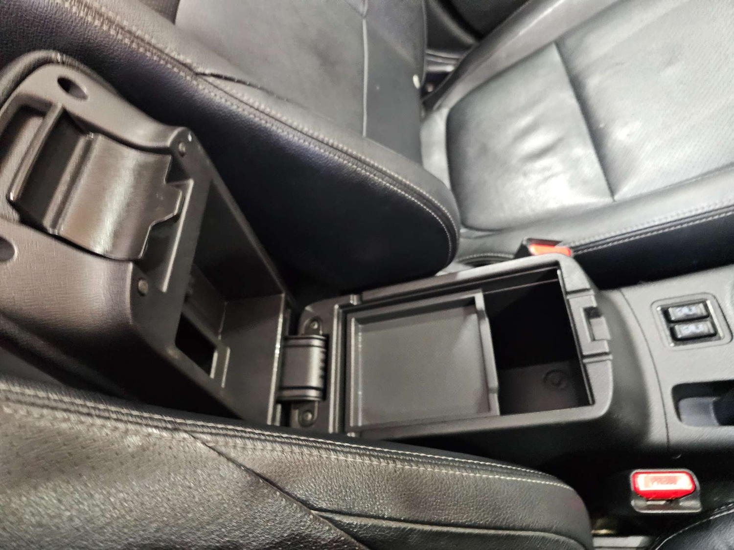 Used Mitsubishi Outlander 2015 for sale - 78218985: Photo 61