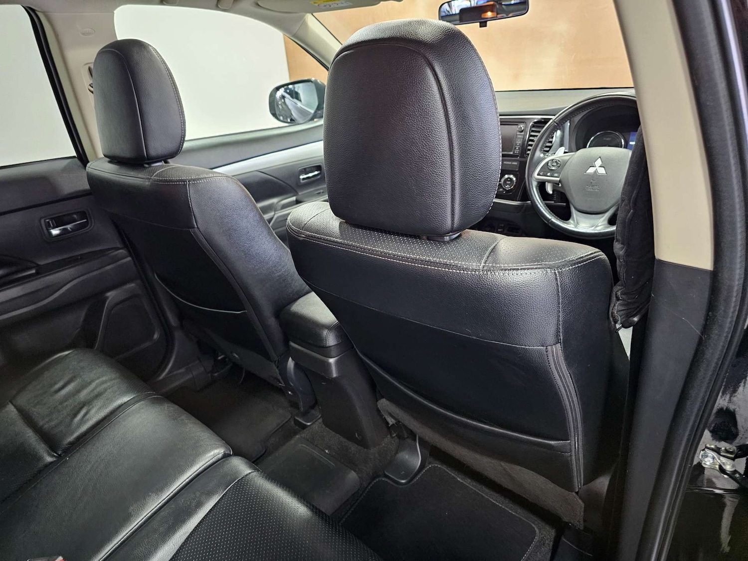 Used Mitsubishi Outlander 2015 for sale - 78218985: Photo 64