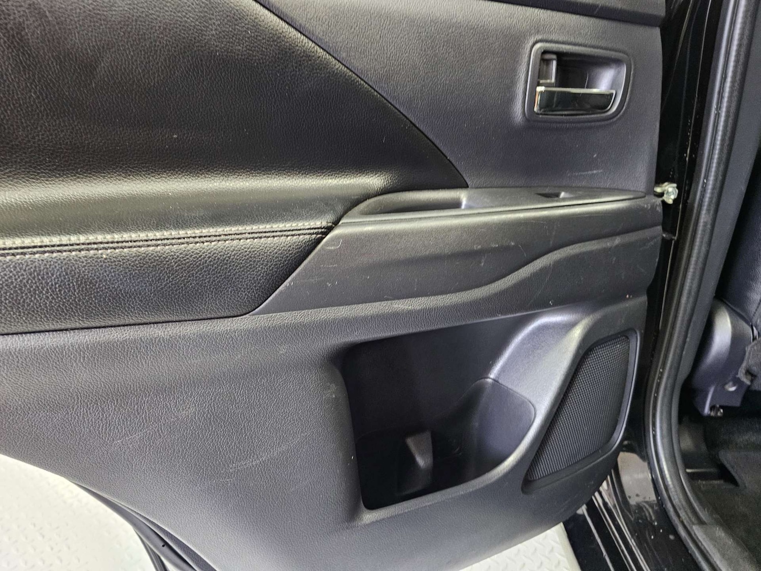 Used Mitsubishi Outlander 2015 for sale - 78218985: Photo 67