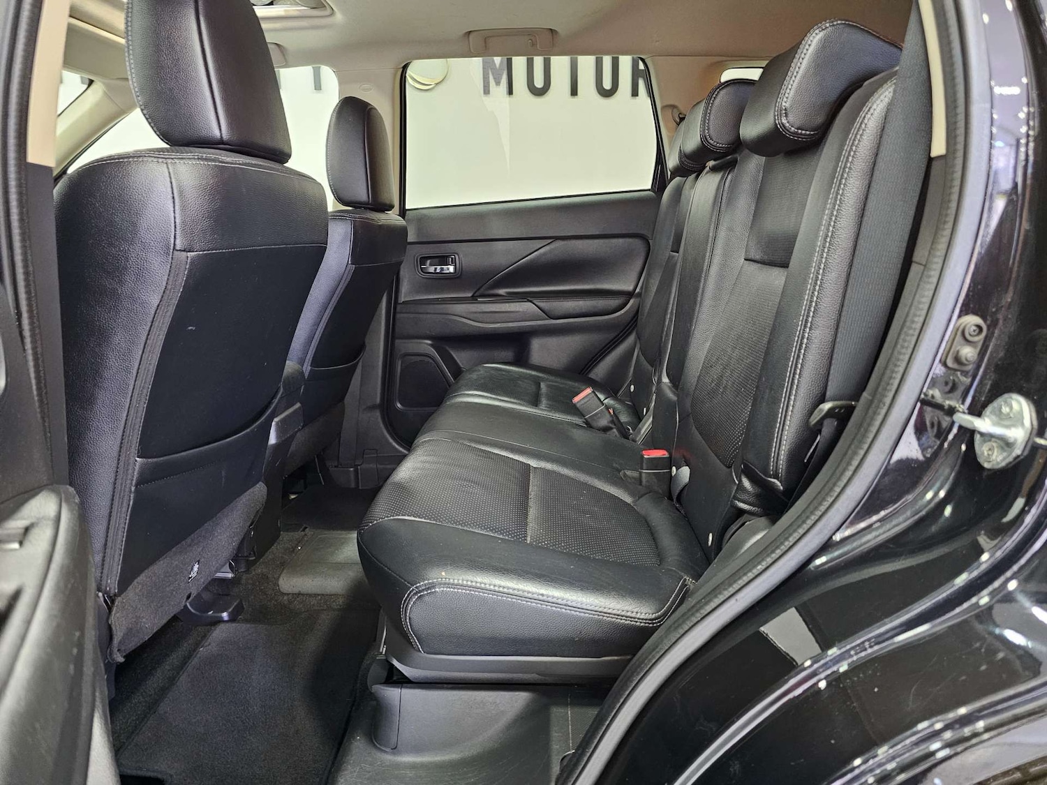 Used Mitsubishi Outlander 2015 for sale - 78218985: Photo 68