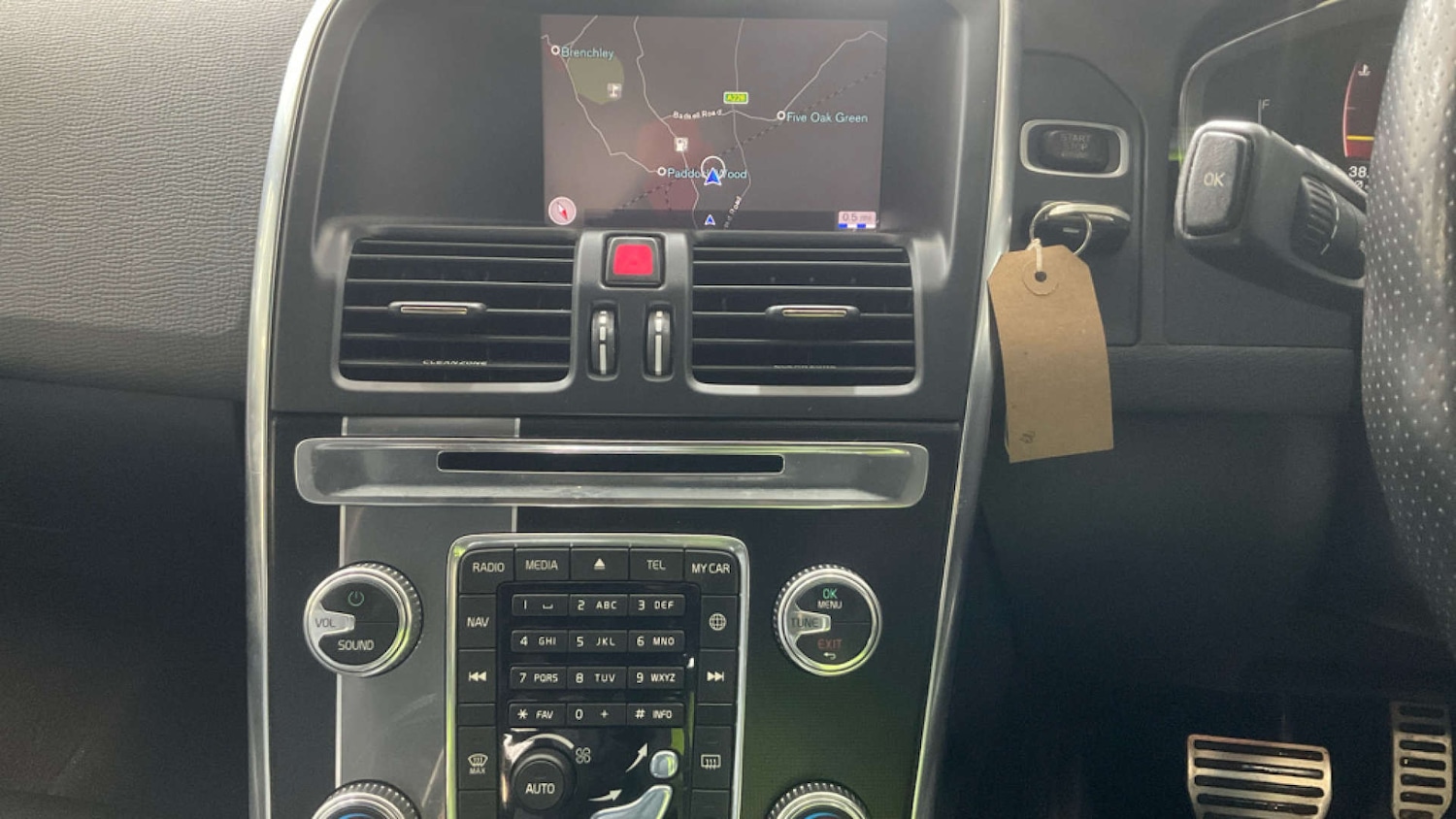 Used Volvo XC60 2017 for sale - 77398505: Photo 14