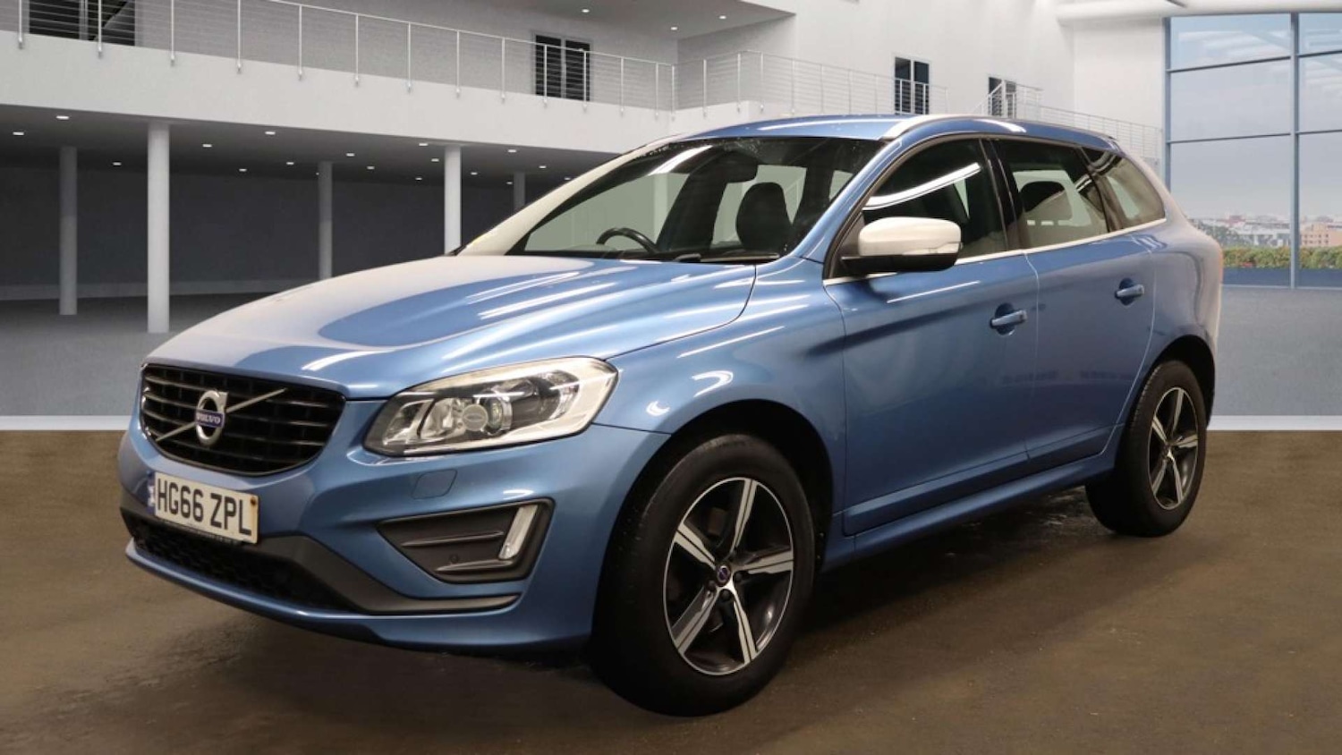 Used Volvo XC60 2017 for sale - 77398505: Photo 3