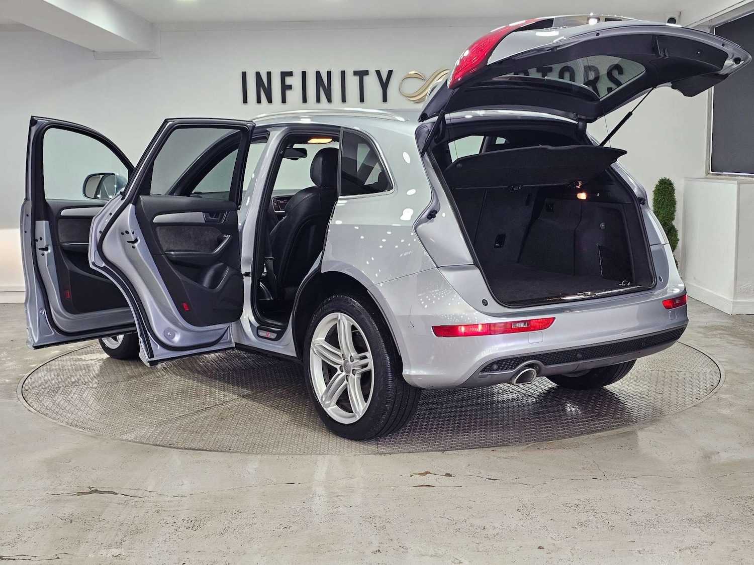 Used Audi Q5 2016 for sale - 77408928: Photo 69